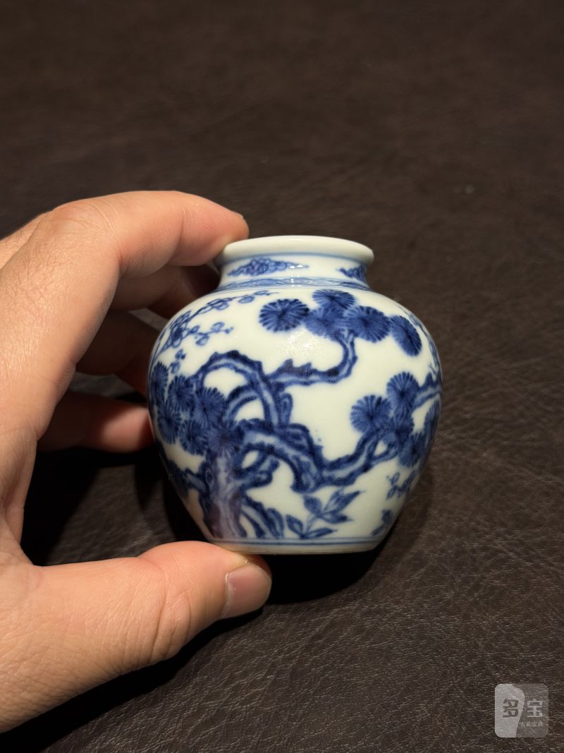 清雍正 青花岁寒三友图小太白罐 - 图8
